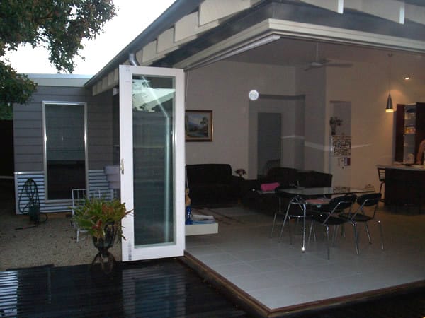 corner bi fold doors with timber decking in eastern suburbs of melbourne